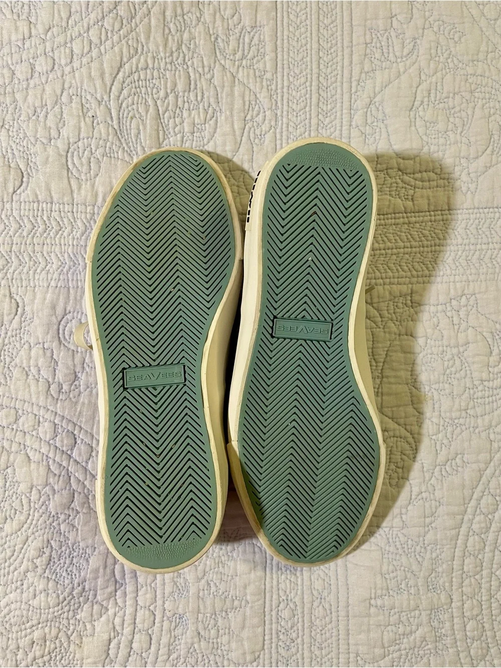 SeaVees Cream Canvas Velvet Ribbon-Lace Sneakers sz 9.5